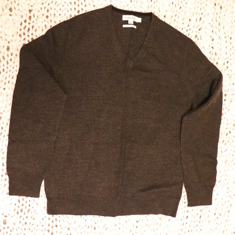 Calvin Klein 100% Merino Extra Fine Wool Size M